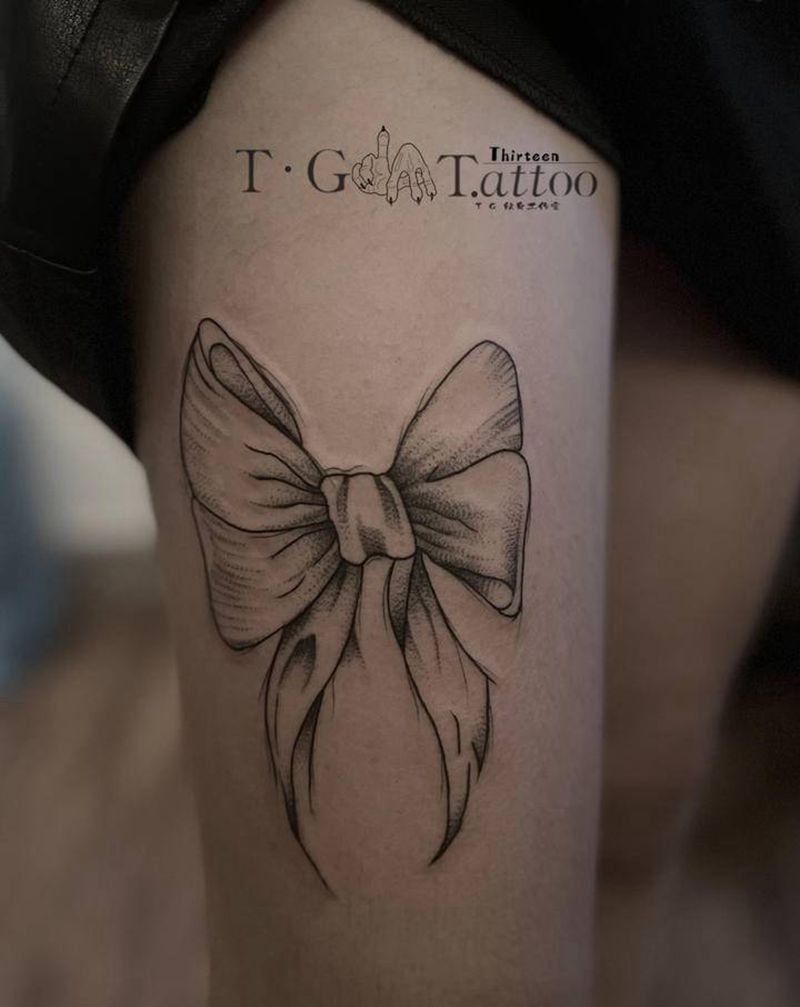 蝴蝶结纹身纹身图片_腿部纹身图案