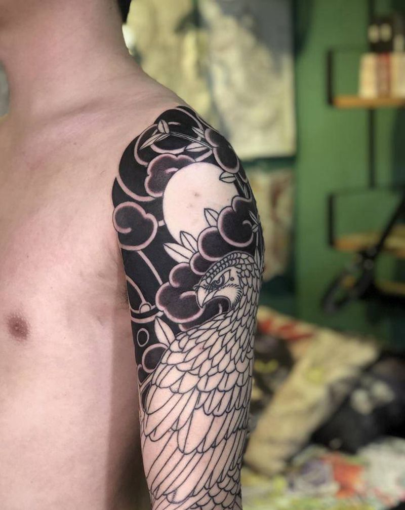 鹰视纹身图片_手臂手部新传统老传统纹身图案