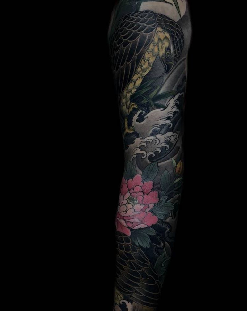 鹰花臂进度纹身图片_手臂新传统New School纹身图案