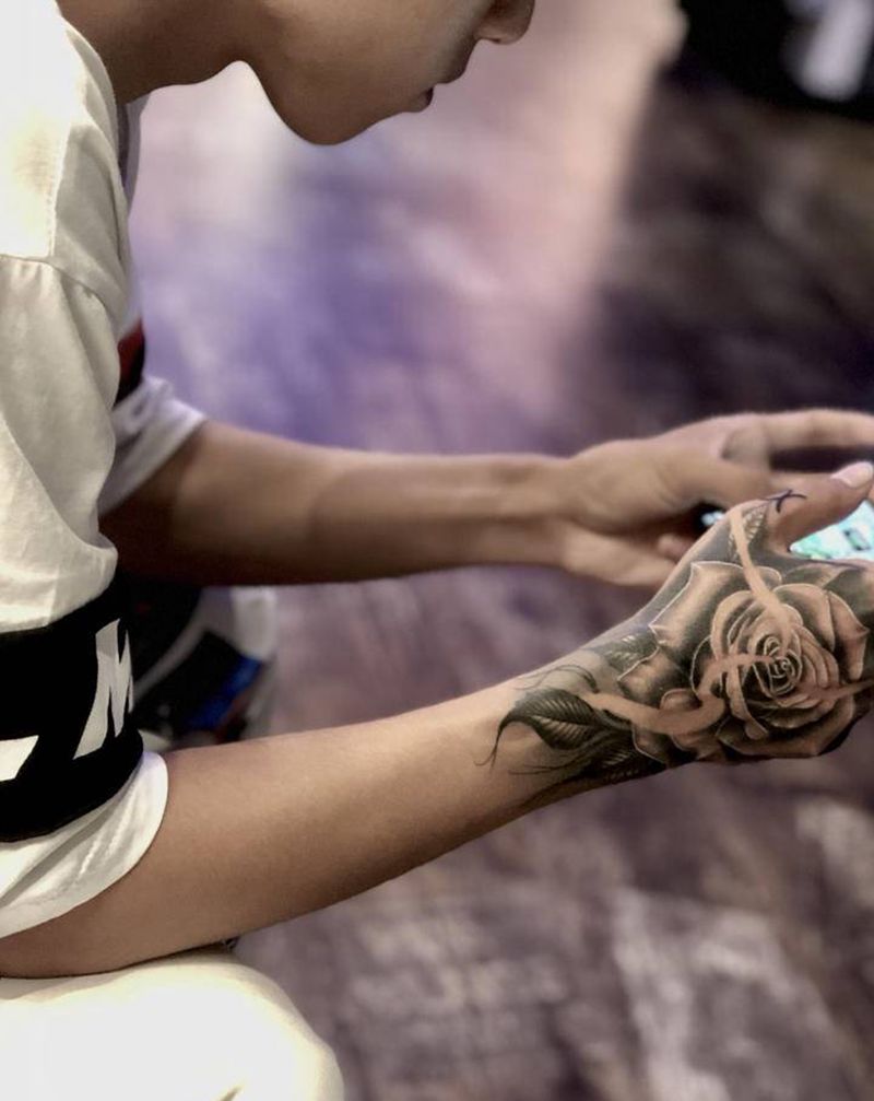 恢复后~纹身图片_手部欧美写实纹身图案