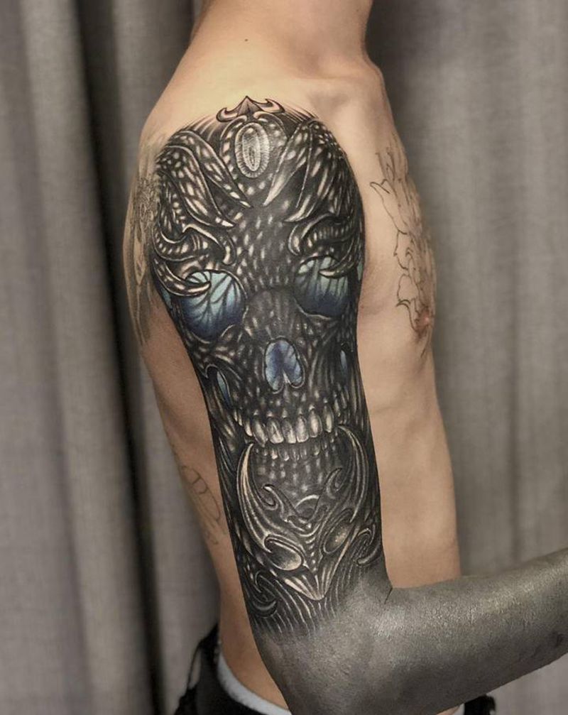 《暗黑骷髅遮盖》纹身图片_手臂欧美写实暗黑骷髅纹身图案