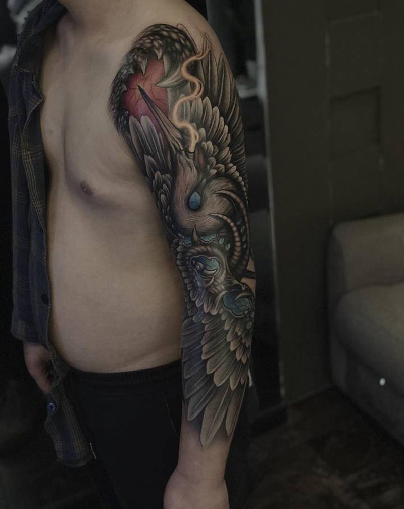 异形丹顶鹤纹身图片_手臂欧美写实丹顶鹤纹身图案