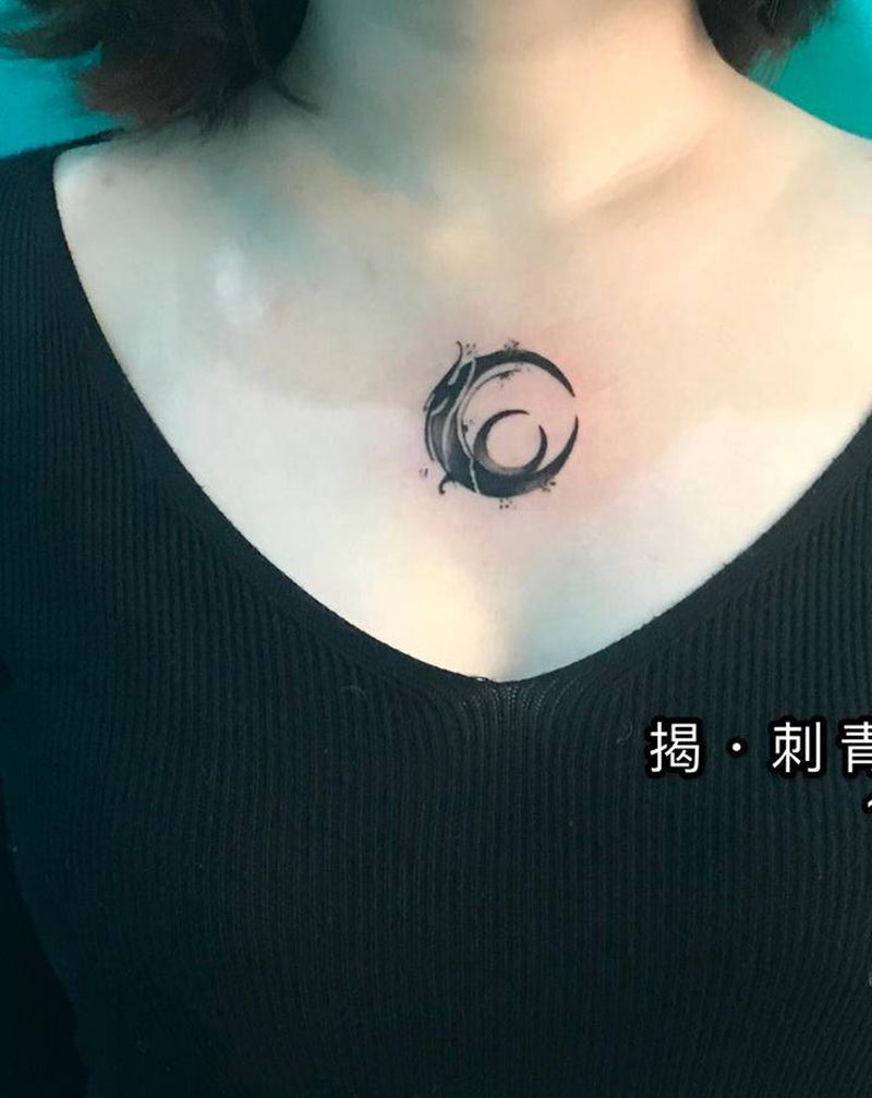 暗黑风格月亮纹身图片_欧美写实New School纹身图案
