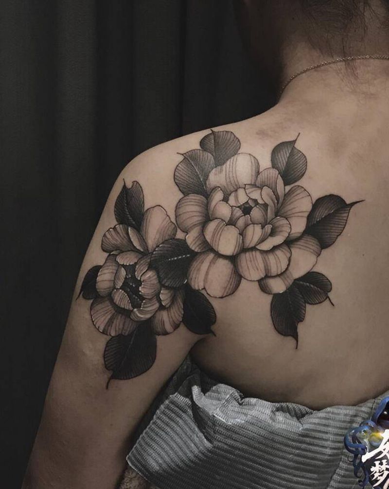 花纹身图片_背部纹身图案