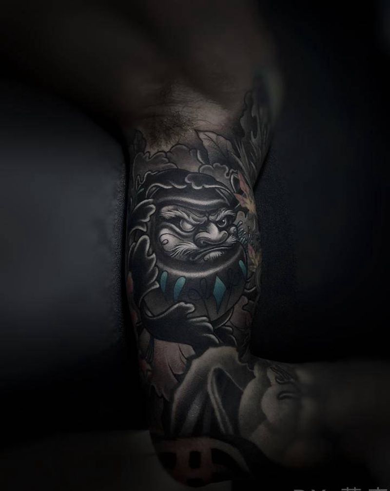 纹个球系列纹身图片_手臂新传统纹身图案