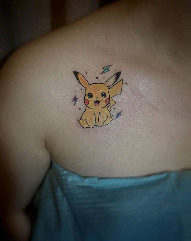 皮卡丘纹身图片_胸部New SchoolOld School动漫皮卡丘可爱纹身图案