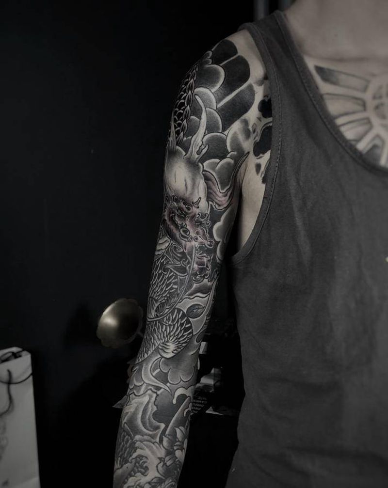 传统花臂纹身图片_手臂传统纹身图案