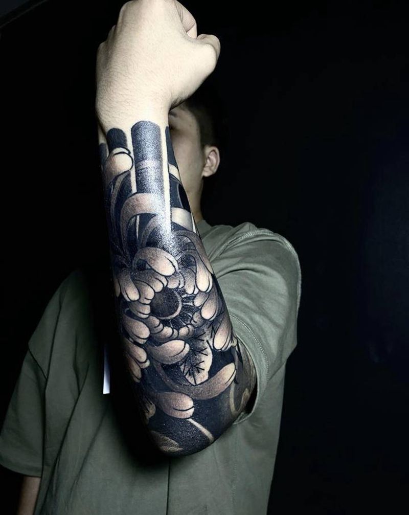 菊花纹身图片_手臂手部老传统纹身图案