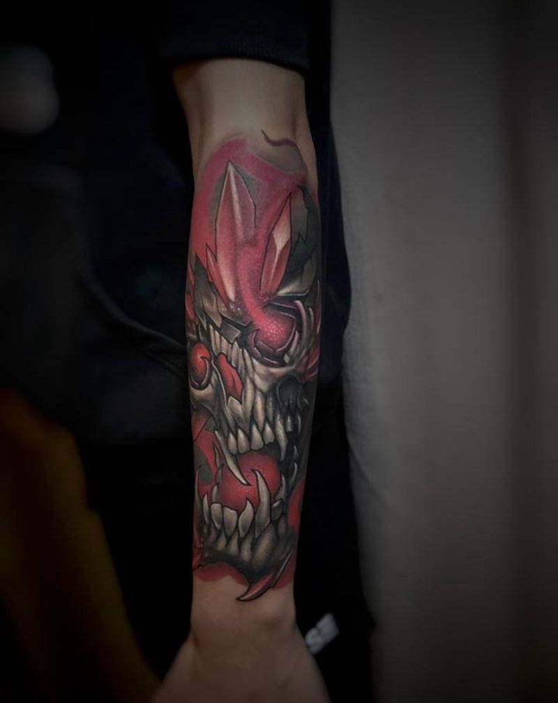 骷髅纹身图片_手臂欧美写实骷髅纹身图案