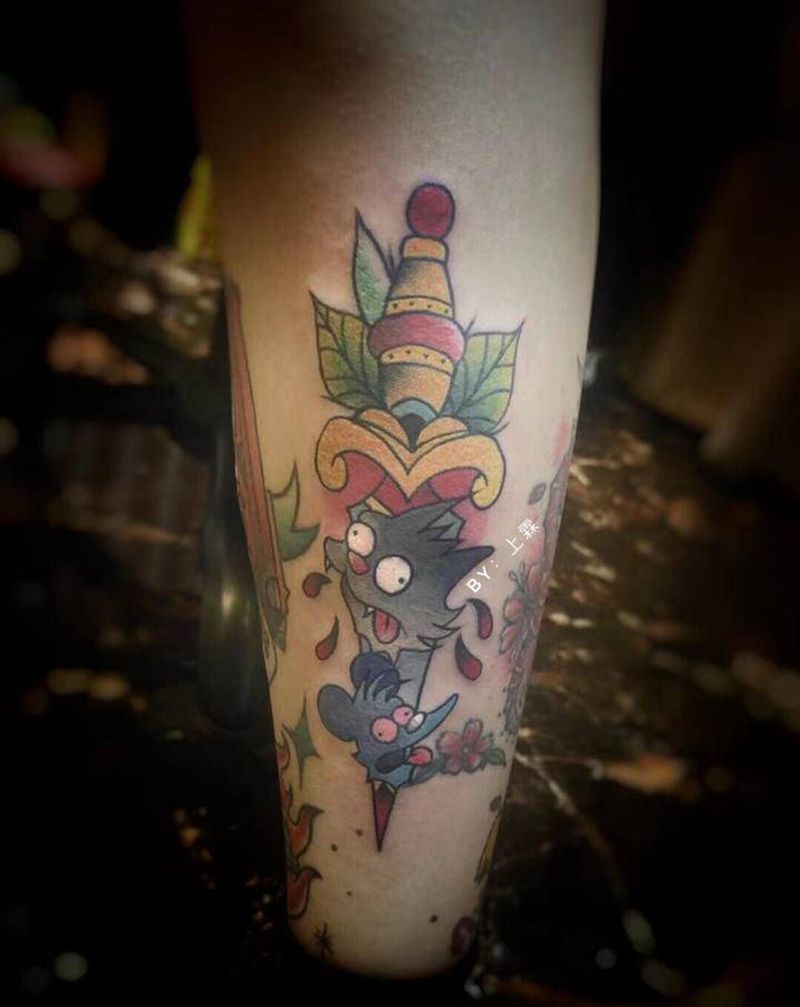 好惨的鼠纹身图片_脚部New School纹身图案