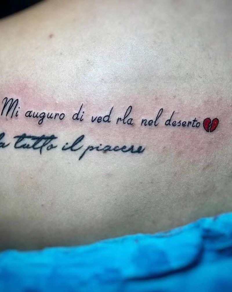 英文纹身图片_背部花体字纹身图案