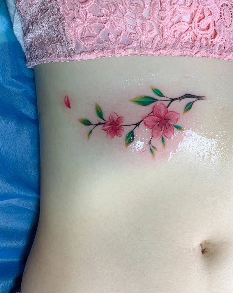覆盖纹身图片_腹部新传统水彩纹身图案