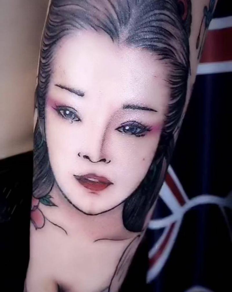 艺伎未完待续纹身图片_新传统纹身图案