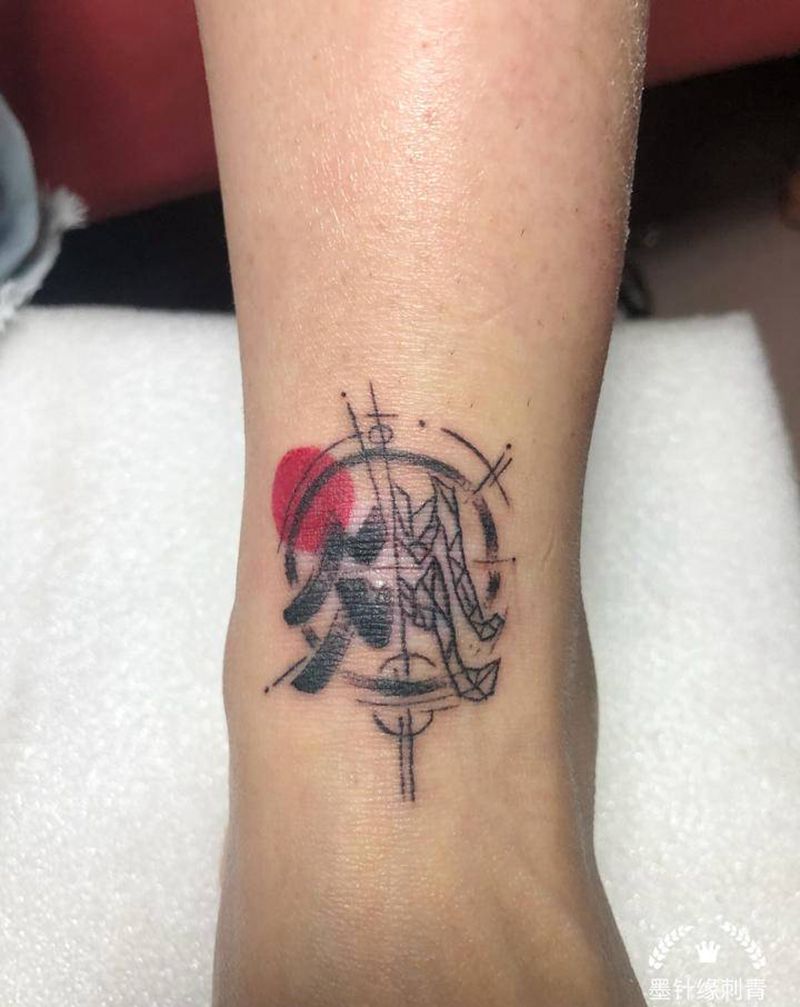 水瓶座纹身图片_脚部纹身图案