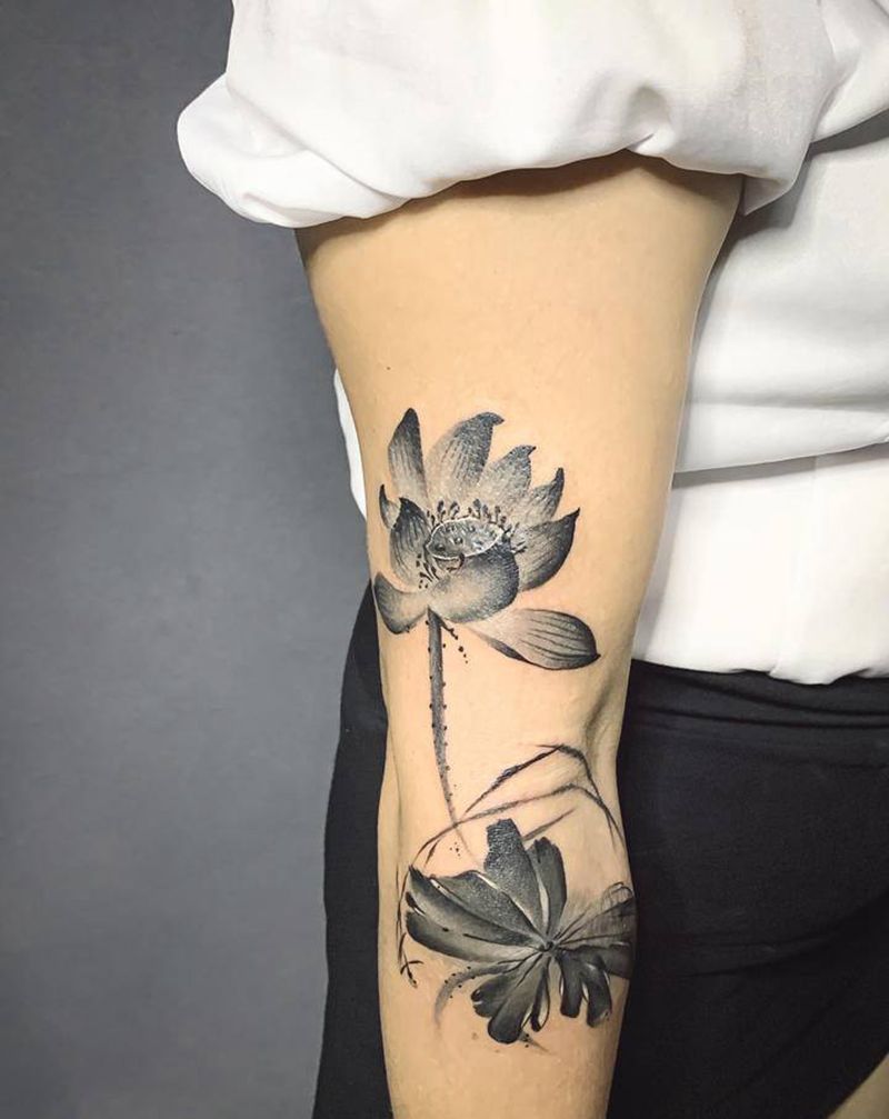 荷花覆盖纹身图片_手臂纹身图案