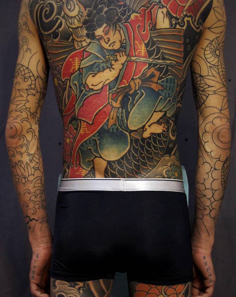 恢复好了✌️纹身图片_背部老传统纹身图案