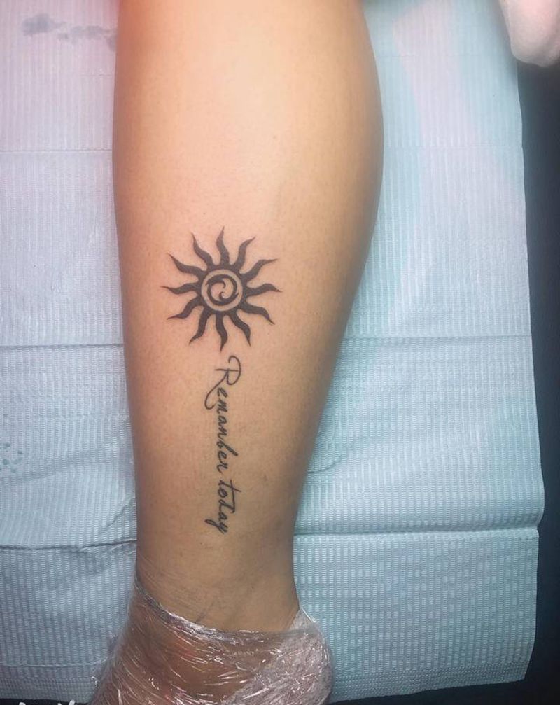 小图腾纹身图片_腿部纹身图案