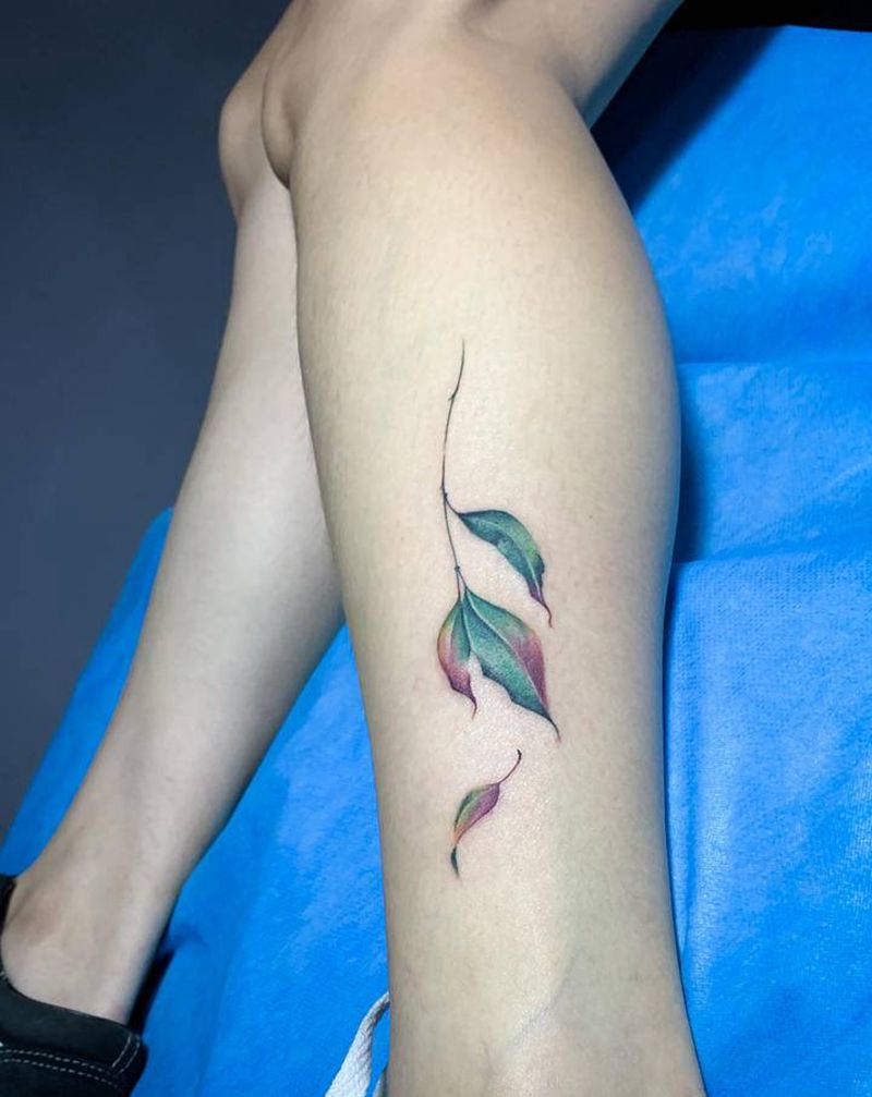 叶子纹身图片_脚部水彩纹身图案