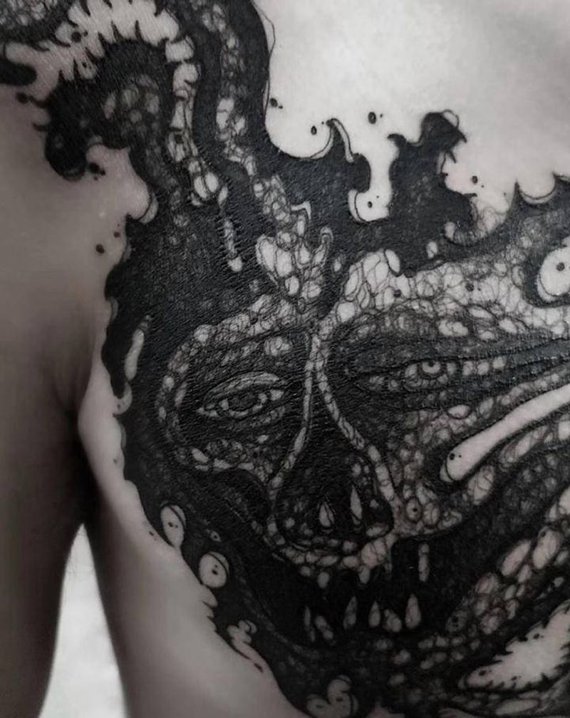 原创暗黑花胸遮盖纹身图片_胸部暗黑纹身图案