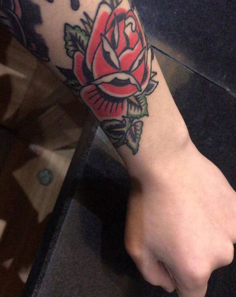 Old  School纹身图片_手臂Old School纹身图案