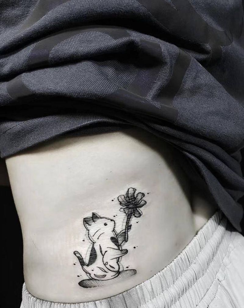 情侣猫猫纹身图片_腰部纹身图案