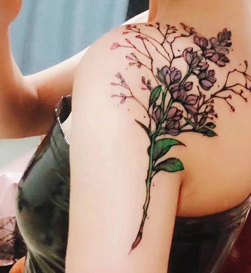 肩花纹身图片_肩部纹身图案