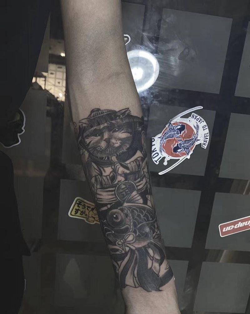 黑灰忍猫纹身图片_手臂纹身图案