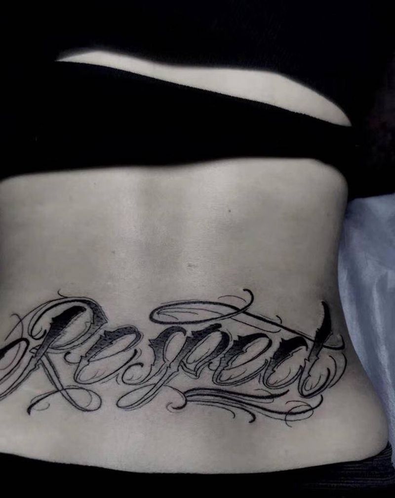 花体设计纹身图片_腰部花体字纹身图案