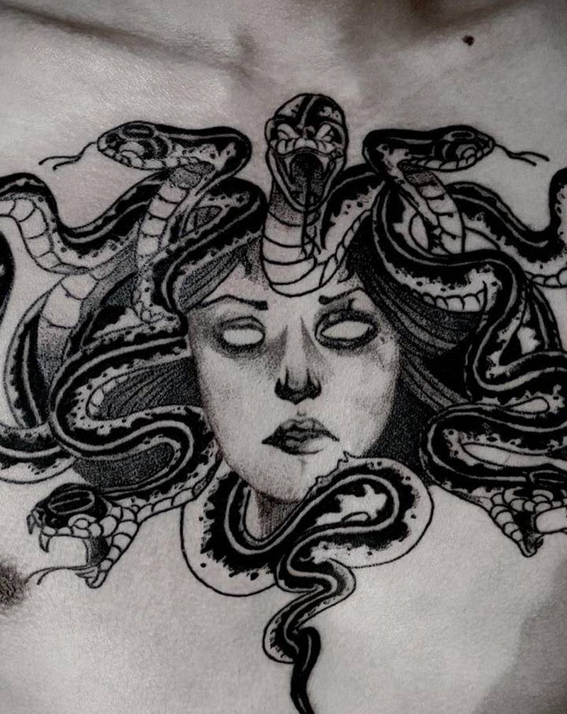 暗黑美杜莎纹身图片_胸部纹身图案