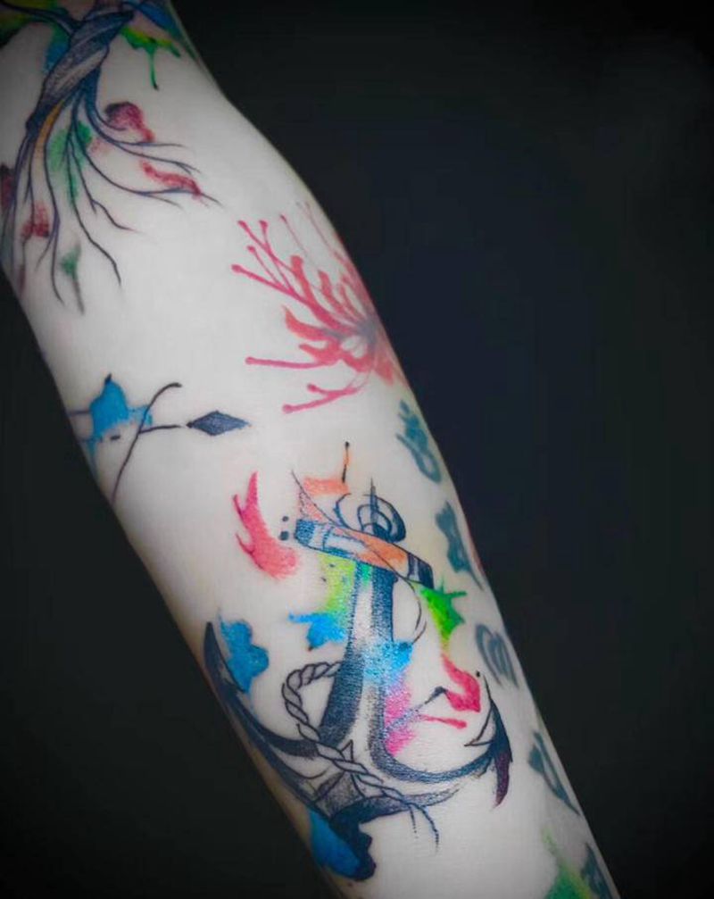 小水彩拼接纹身图片_手臂水彩纹身图案