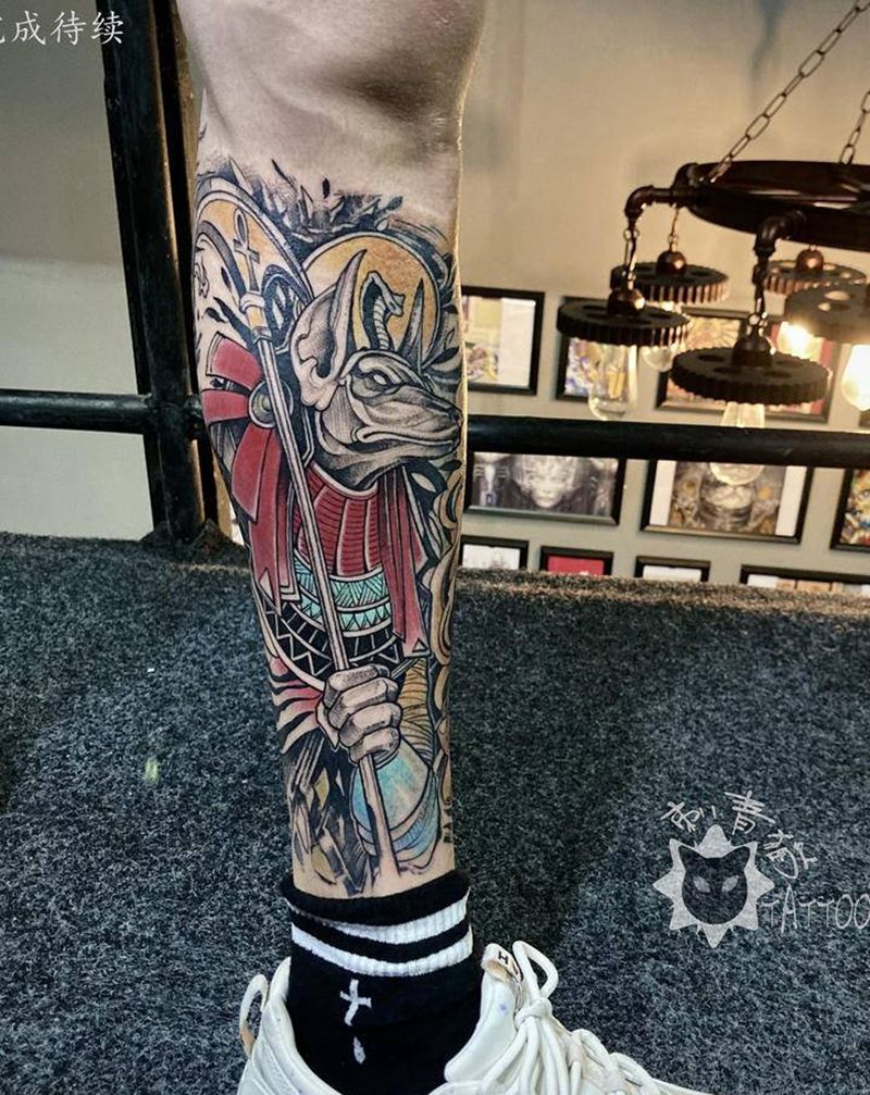 阿努比斯纹身图片_腿部脚部点刺New School阿努比斯守护神死神纹身图案
