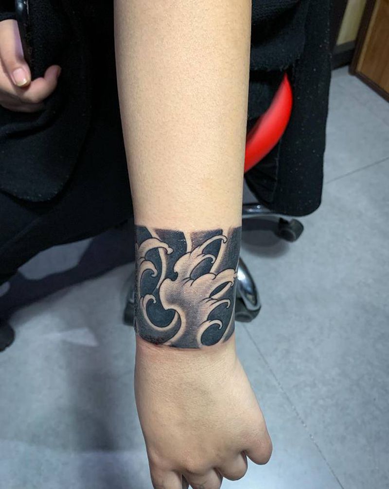 臂环纹身图片_手臂老传统纹身图案