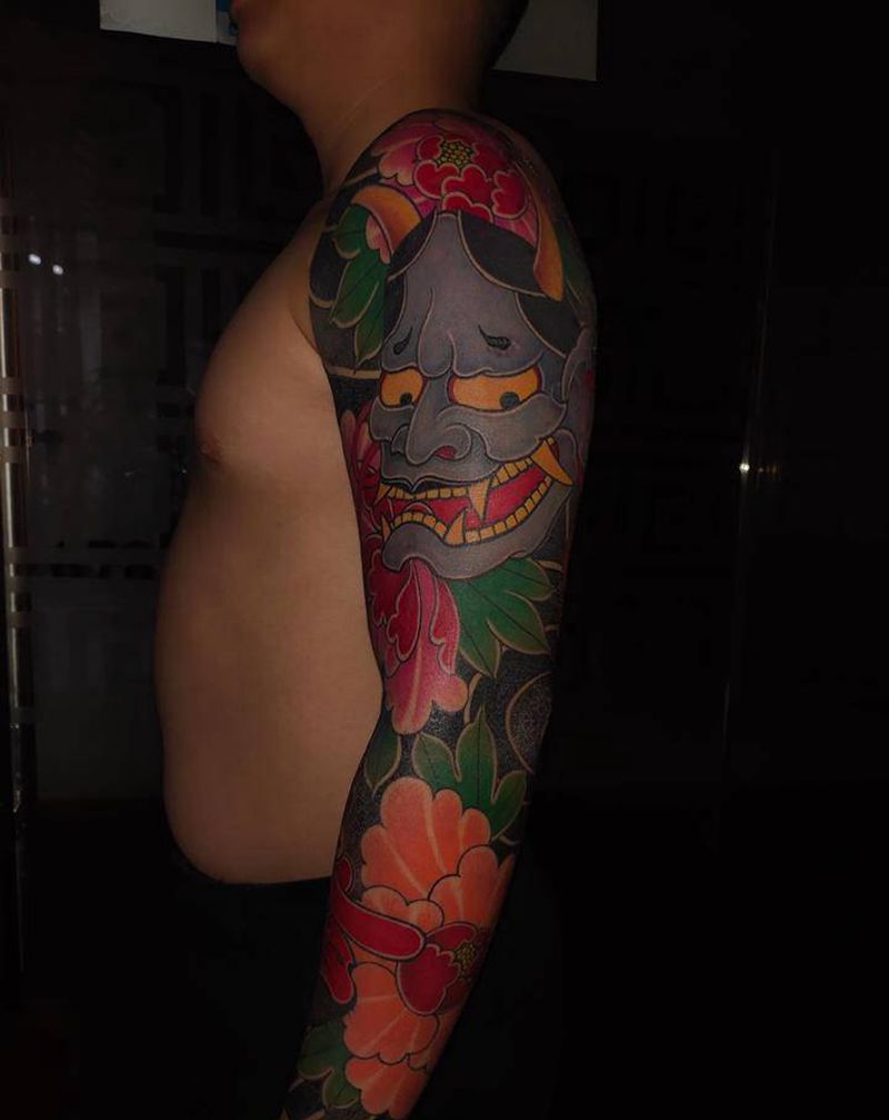 驻店纹身师雪妃老传统作品纹身图片_手臂老传统天狗 般若纹身图案