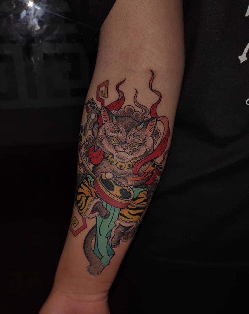 驻店纹身师雪妃作品纹身图片_手臂手部老传统猫纹身图案