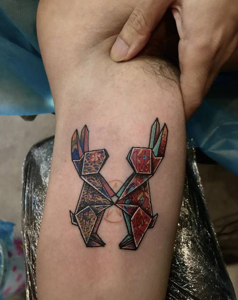 小图纹身图片_手臂手部老传统新传统纹身图案