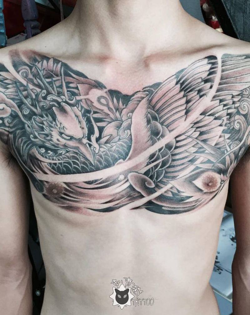 凤凰纹身图片_胸部新传统老传统凤凰纹身图案