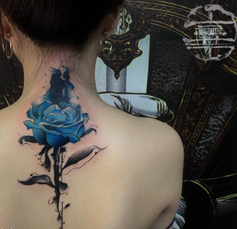 修改遮盖纹身图片_颈部纹身图案