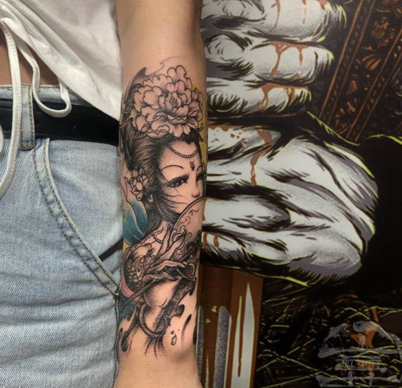 艺妓纹身图片_手臂老传统艺妓纹身图案