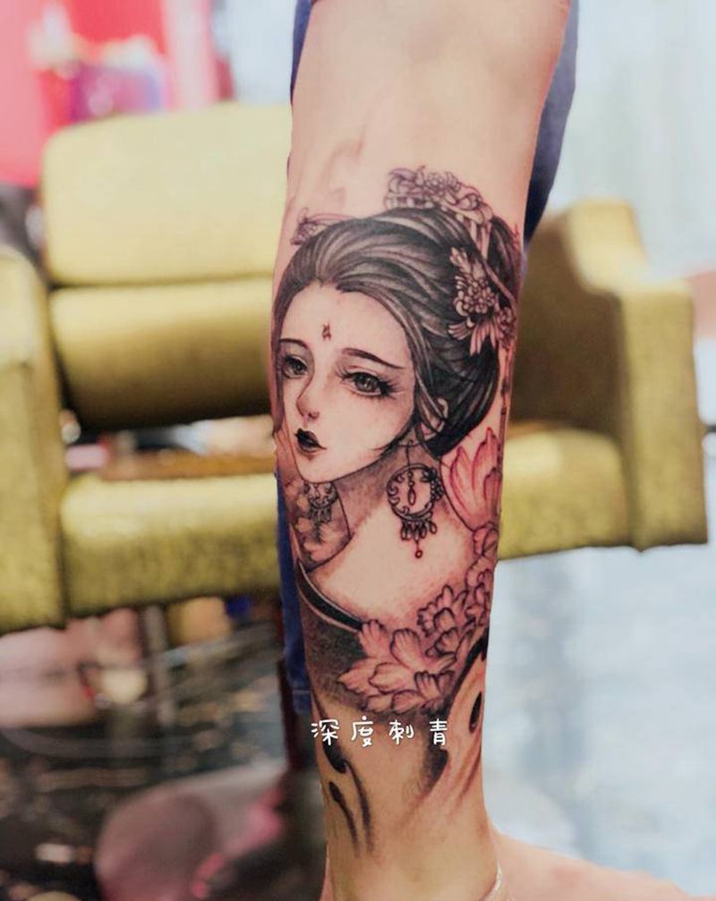 美人之纹身图片_腿部新传统纹身图案