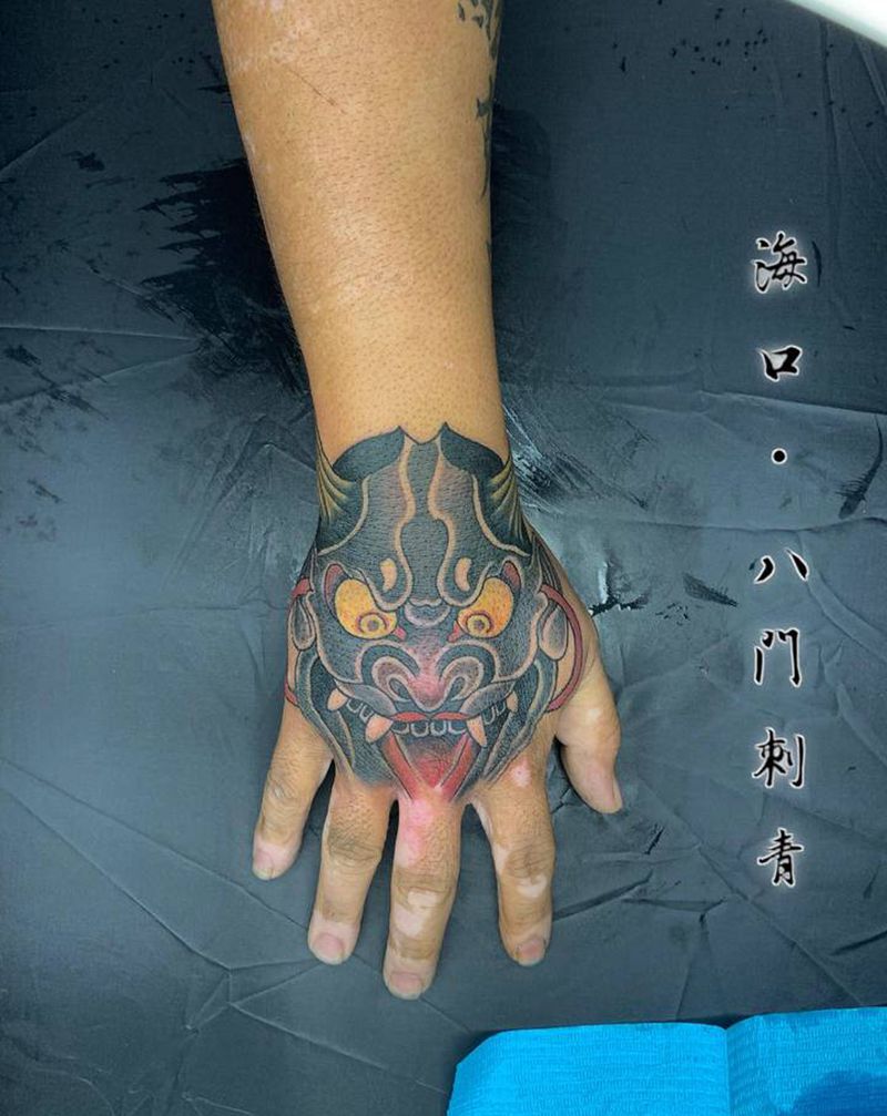 般若纹身图片_手部老传统纹身图案