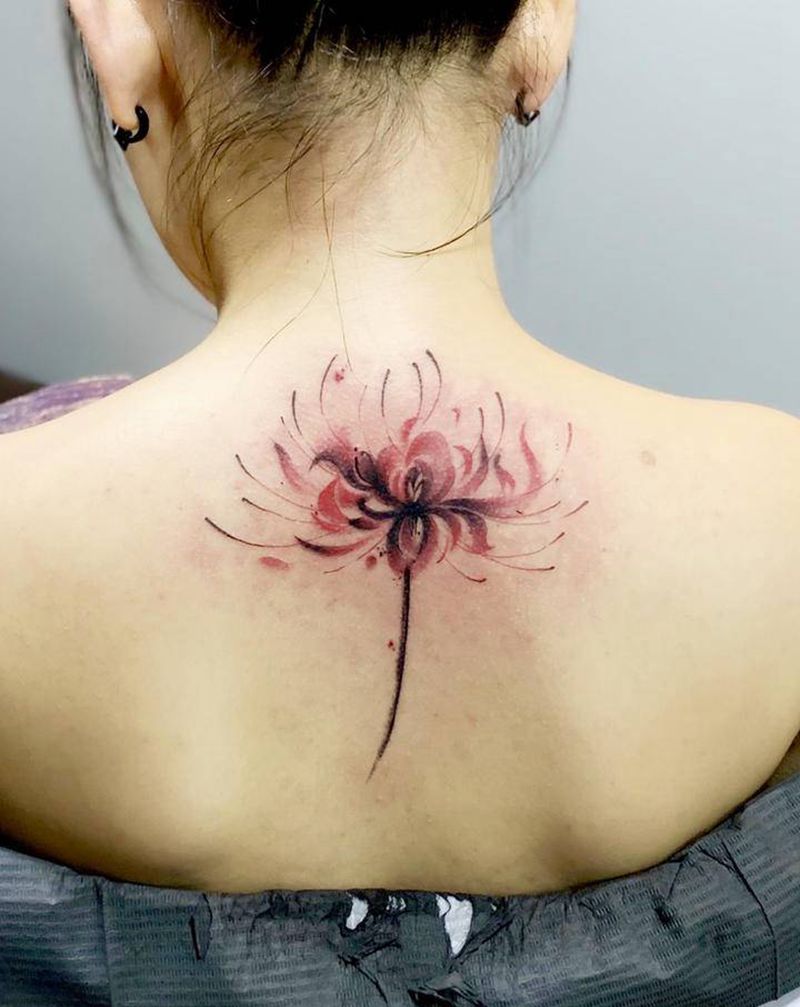 曼珠沙华纹身图片_背部颈部水彩纹身图案