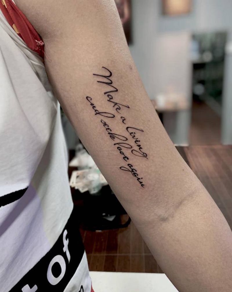 小英文纹身图片_手部手臂花体字纹身图案