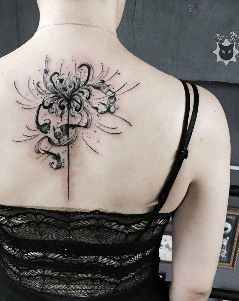 彼岸花纹身图片_颈部背部新传统老传统彼岸花花纹身图案