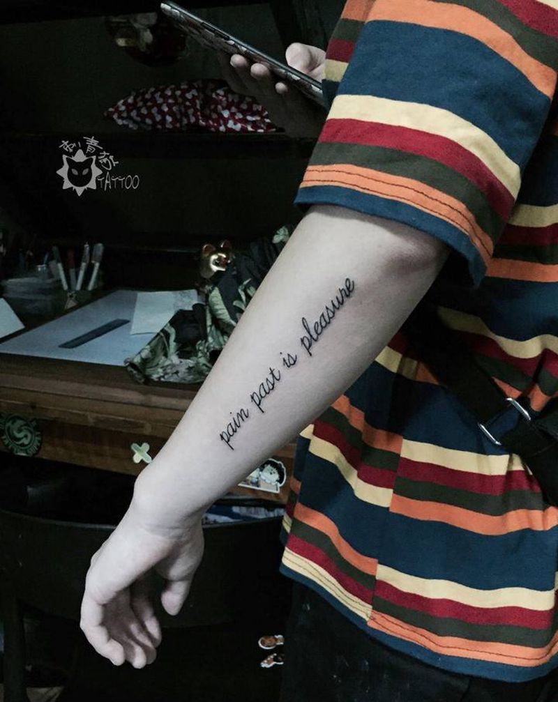 英文字母纹身图片_手臂颈部花体字几何英文字母小清新纹身图案