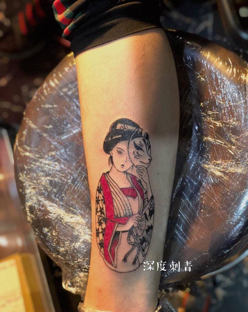 艺妓纹身图片_腿部新传统纹身图案
