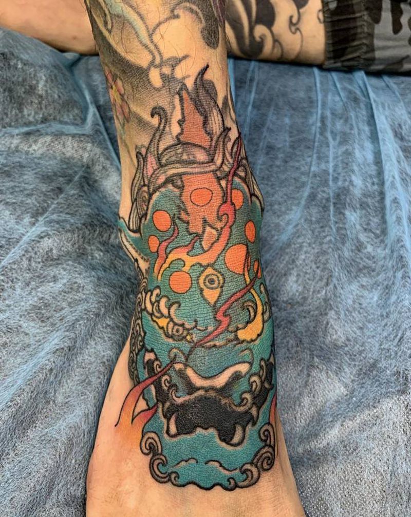 脚背唐狮纹身图片_脚部新传统唐狮纹身图案