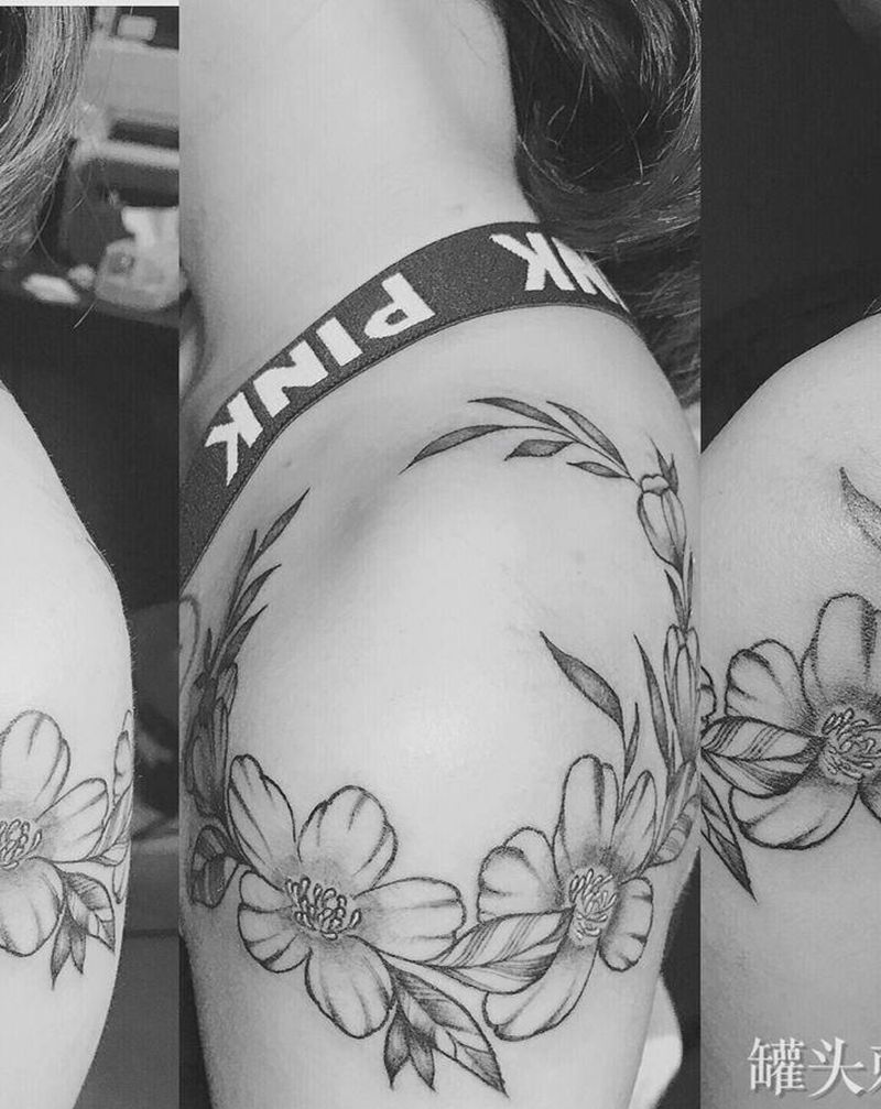 客人自带纹身图片_肩部点刺纹身图案