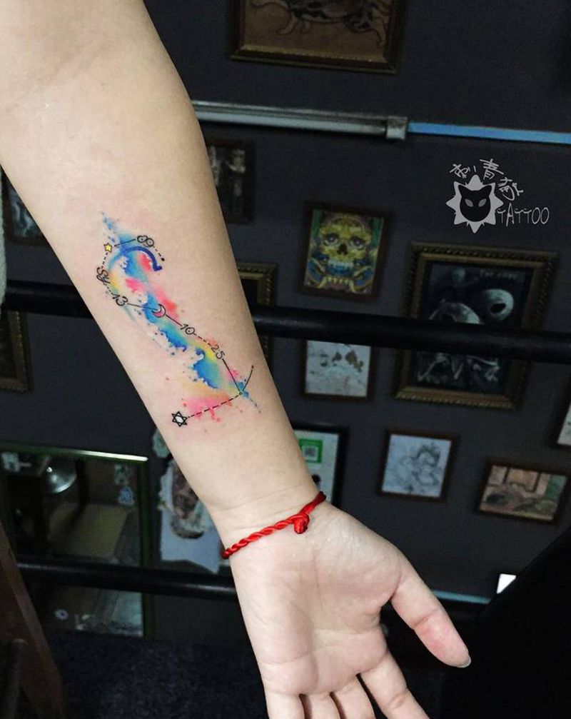 彩色小图纹身图片_手部腰部水彩New School星座魔方罂粟花纹身图案