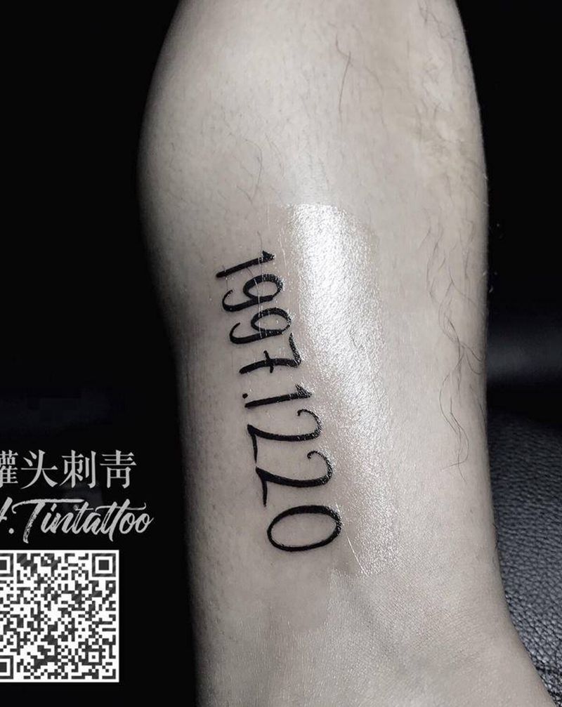 客人自带纹身图片_脚部纹身图案