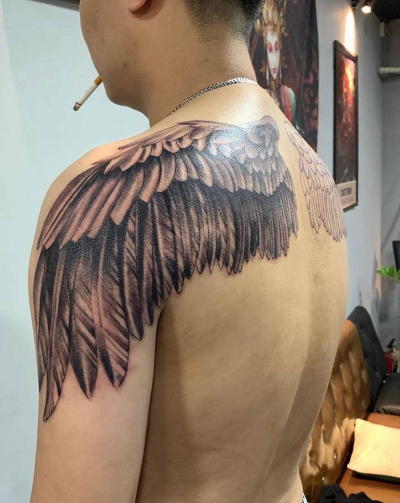 【翅膀】纹身图片_背部肩部纹身图案